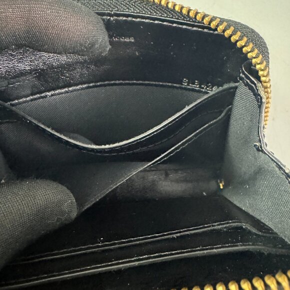 Marc Jacobs LEATHER ZIP AROUND WALLET IN TRUE RED - Picture 7 of 15